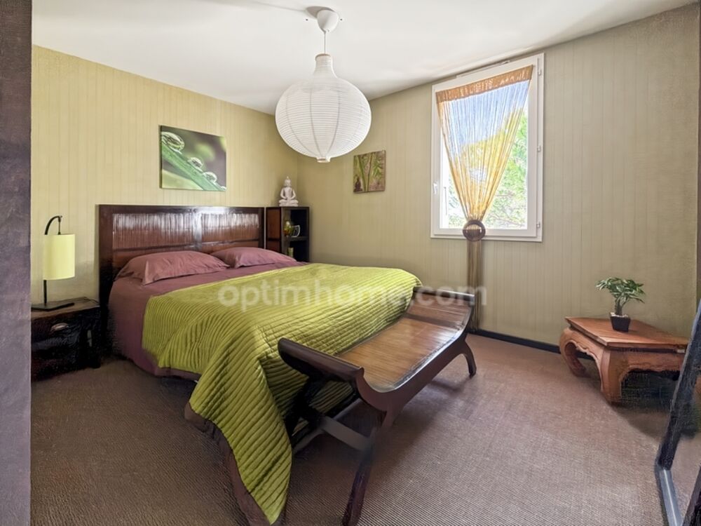 � vendre  Maison Saint-Martin-de-R� (17410)