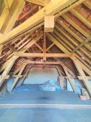  Propri�t�/ch�teau � vendre 9 pi�ces 366 m�