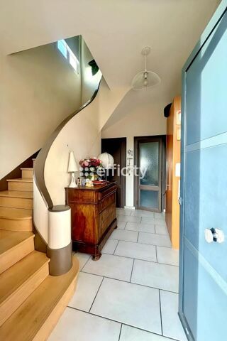  Maison � vendre 7 pi�ces 160 m�