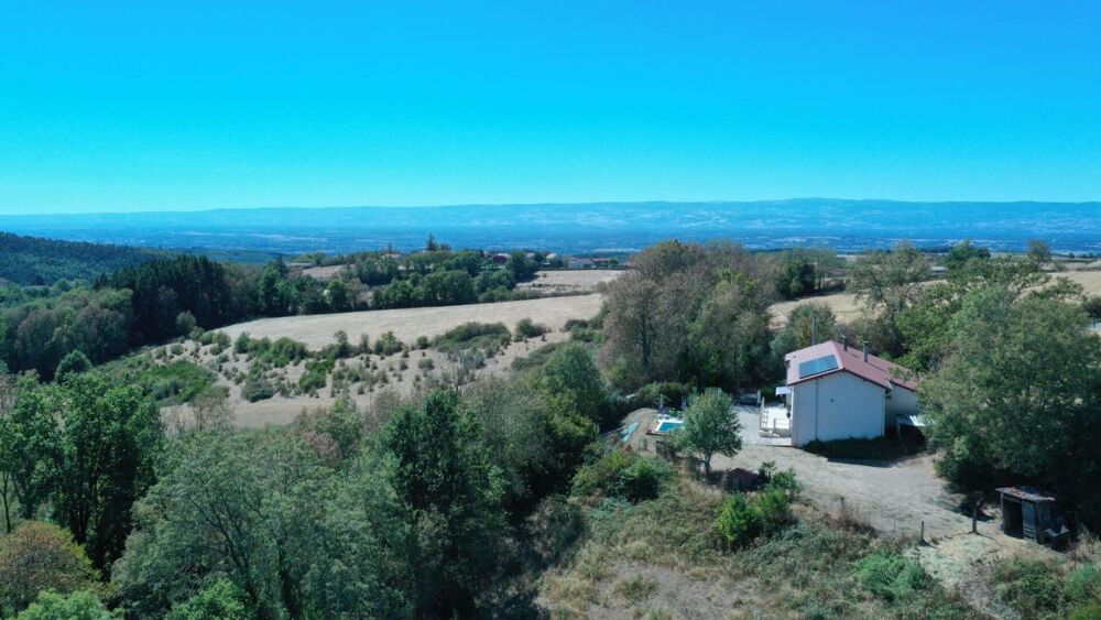 Vente Maison Superbe bâtisse de caractère avec piscine et grand terrain de 1,8 hectare Bussieres