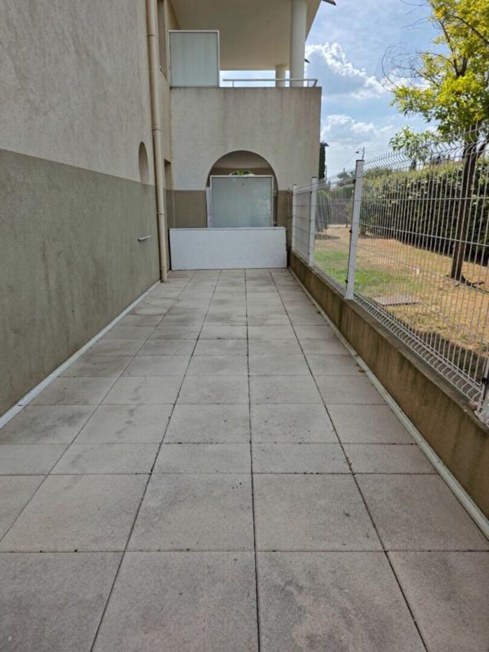 BRIGNOLES Appartement T3 avec grande terrasse et parkings