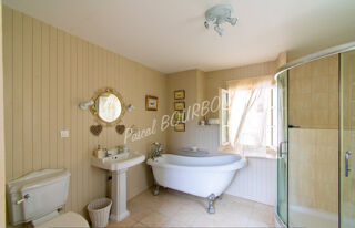  Maison � vendre 8 pi�ces 250 m�