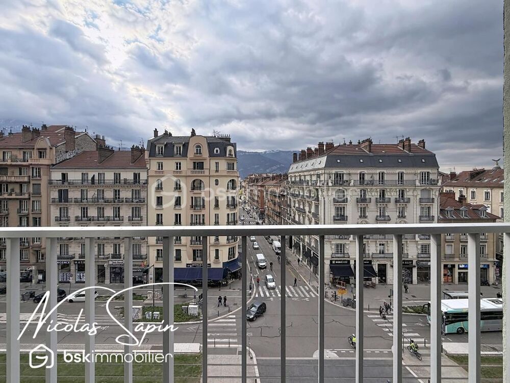T3 sur Grenoble aux portes du centre-ville avec vue dégagée