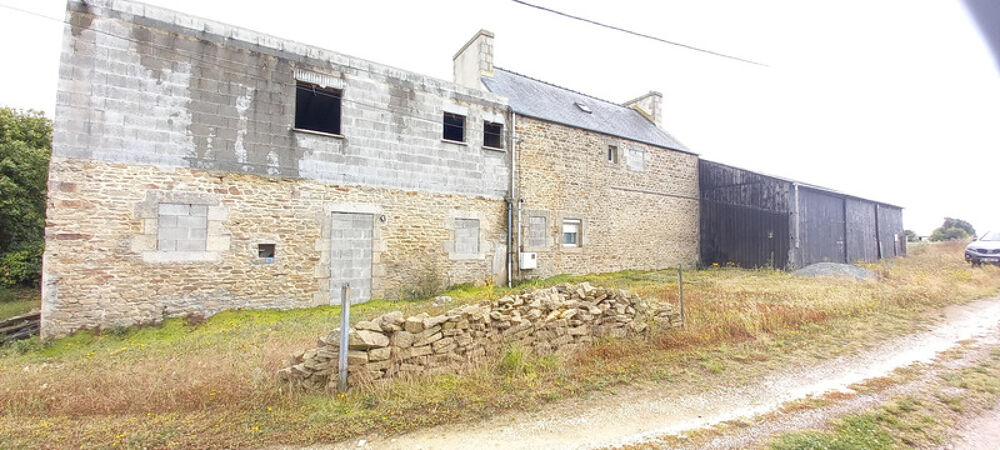 Fort potentiel pour cette maison de 250m2 à 4 kilomètres des plages
