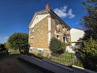  Maison  vendre 7 pices 180 m