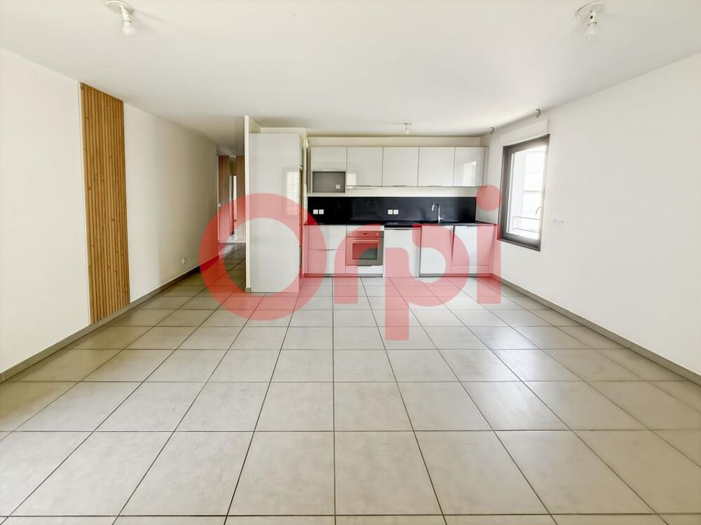 T4 récent de 80 m²  Traversant Est/Ouest  Balcon