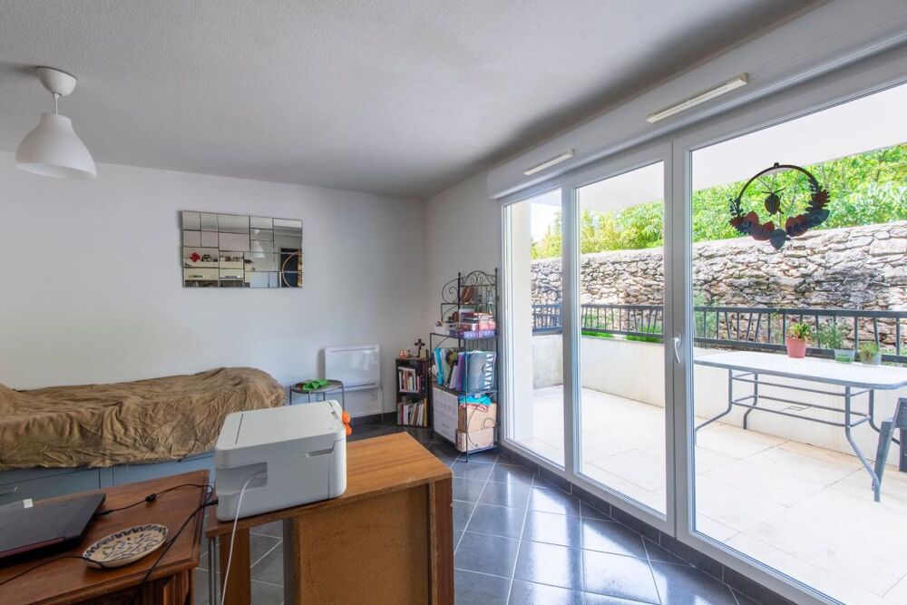 Vente Appartement Charmant T1 avec terrasse et parking à Saint-Rémy-de-Provence – Investissement locatif sécurisé Saint remy de provence
