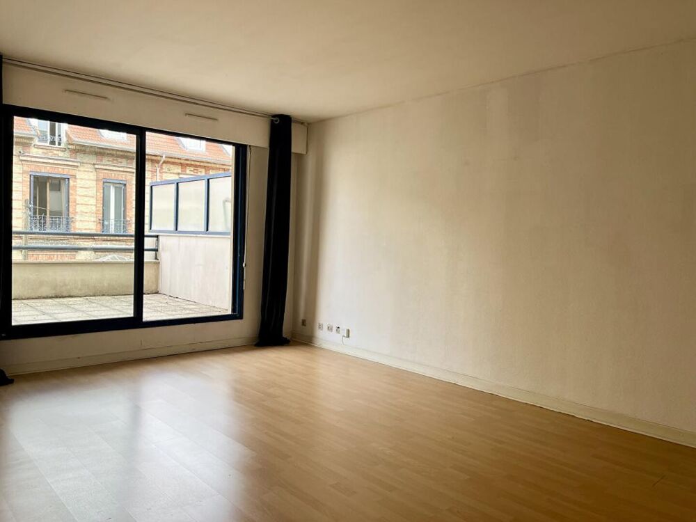 Vente Appartement Appartement Courbevoie 2 pièces 55 m2 et sa belle terrasse de 38m² Courbevoie