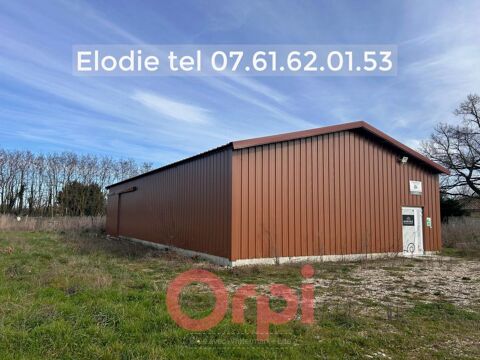   Entrepot de 200 m² sur 19810 m² de terrain 