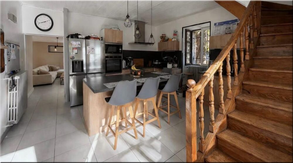 Vente Maison Maison à vendre 7 pièces VALSERHONE (01)Le charme de la pierre, le confort d'aujourd'hui et de généreux espaces annexes Valserhone