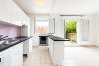 Vente Appartement Appartement 2 pièces de 45 m² en rez de jardin à Plaisir Plaisir