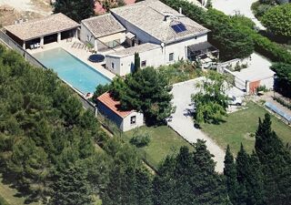  Maison � vendre 9 pi�ces 225 m�