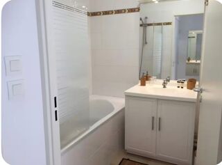  Appartement à louer 2 pièces 50 m²