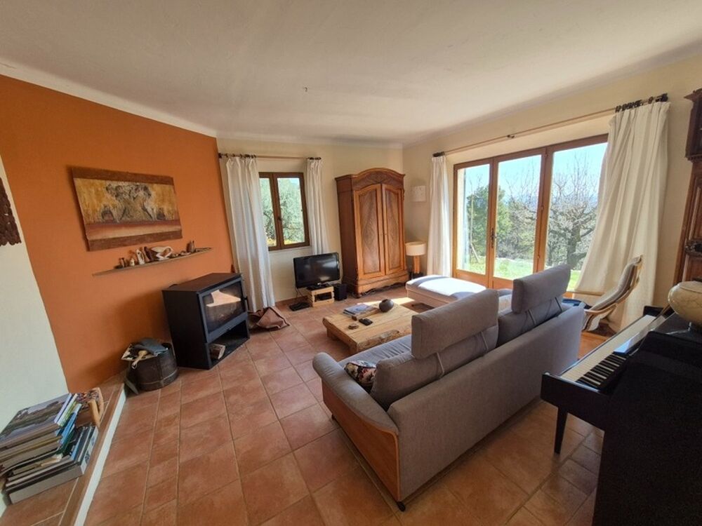 SEILLANS (83) Propriété à vendre. 740 000 €