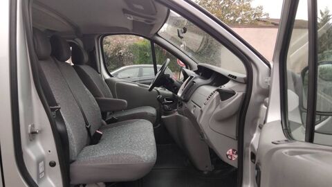Trafic Passenger L2 H1 2.0 dCI 115 Expression 2013 occasion 38230 Pont De Cheruy