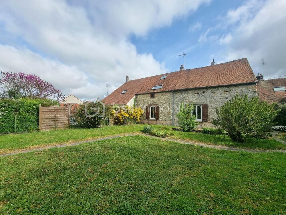 MAISON EN PIERRE _ 2 CHAMBRES_ ANNEXE_ JARDIN !
