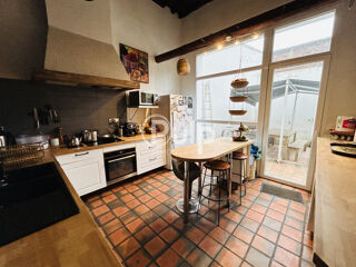  Maison � vendre 7 pi�ces 216 m�