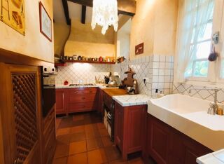  Propri�t�/ch�teau � vendre 10 pi�ces 306 m�