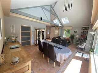  Maison � vendre 8 pi�ces 205 m�