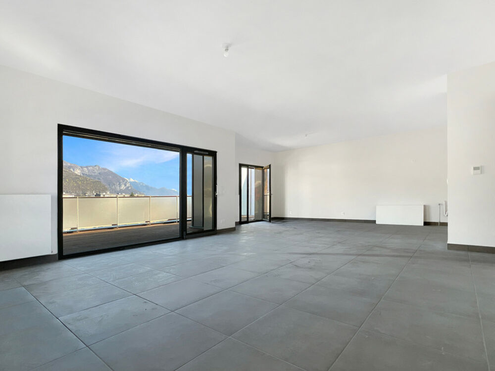 ANNECY LE VIEUX (74) - 4 PIECES de 113m² en dernier étage + terrasse de 21m²