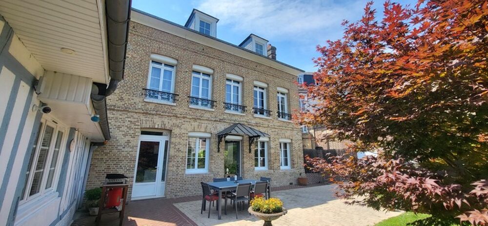 Vente Propriété/Château ELBEUF Centre : Propriété 272 m² avec bâtiment Pro 220 m², Jardin 800 m², 6 CH & 4 Gges ! Exceptionnel Elbeuf