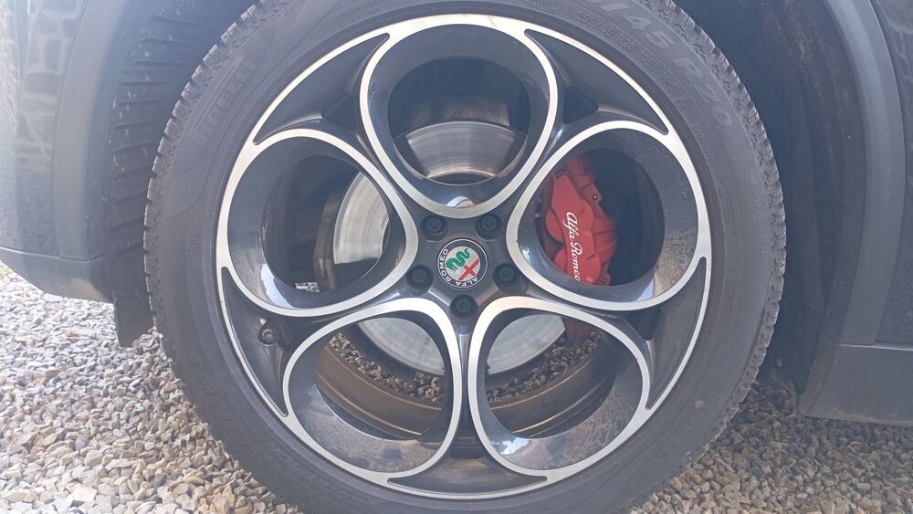 Stelvio MY19 2.2 210ch Q4 BVA8 Turismo - Automatique Toit ouvrant 2019 occasion 50250 La Haye