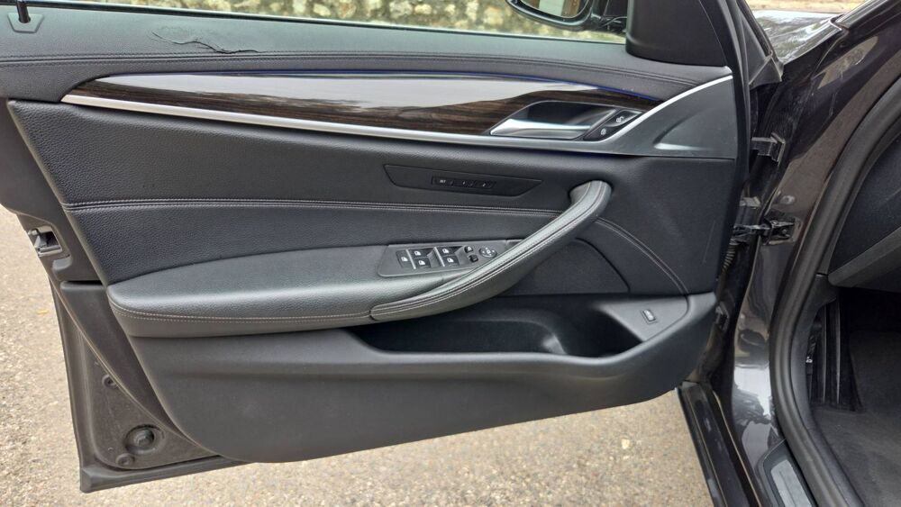 S&eacute;rie 5 518d 150 Steptronic 8 Luxury 2020 occasion 06000 Nice