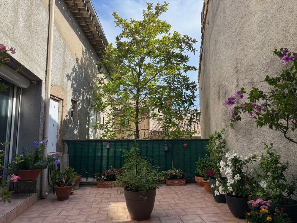 OLONZAC CENTRE  ANCIENNE ÉPICERIE DE GROS DU VILLAGE