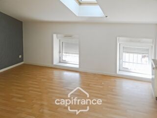  Immeuble à vendre 15 + pièces 280 m²