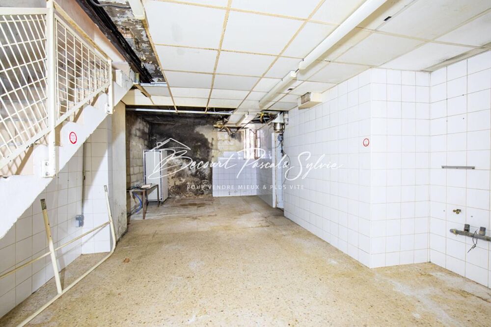 Vente Immeuble BAISSE DE PRIX - Immeuble de rapport  de 313 m2 avec commerce à Apt (84) Apt
