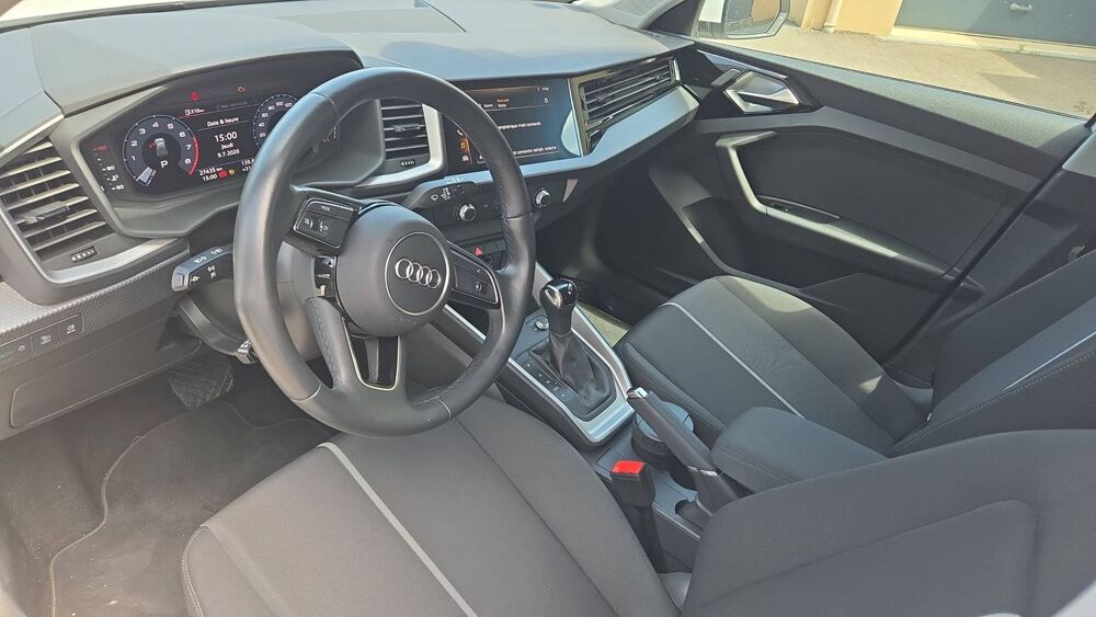 A1 30 TFSI 110 S-Tronic7 Design - Automatique 2020 occasion 35400 Saint Malo