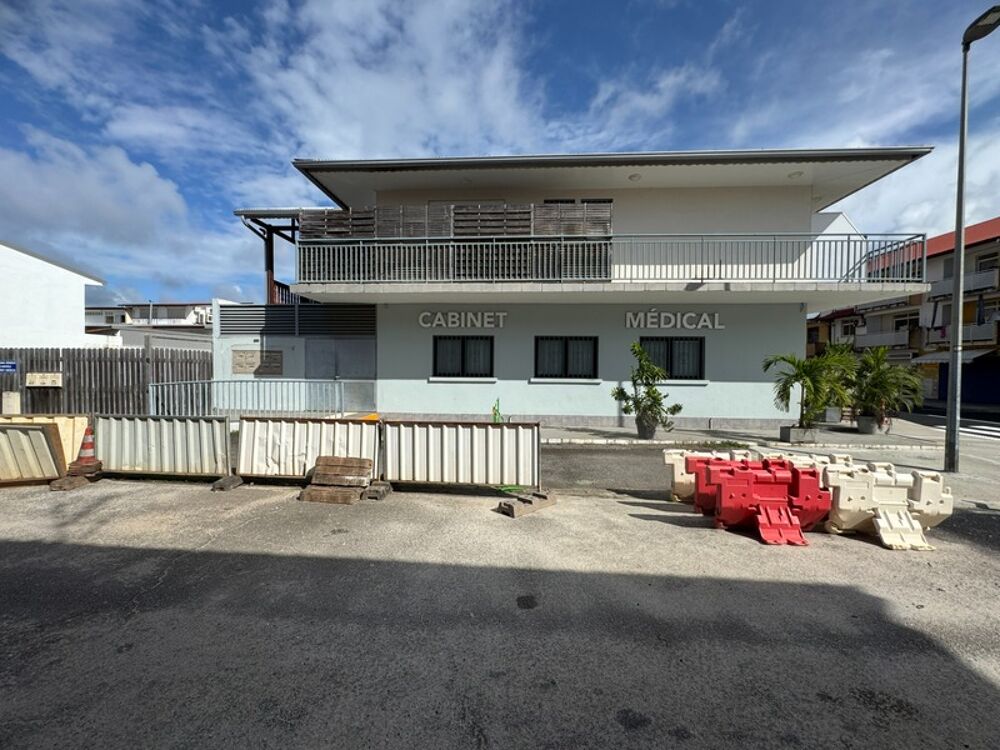 Vente Immeuble Magnifique immeuble d'investissement cabinet médical / appartements T2 Cayenne