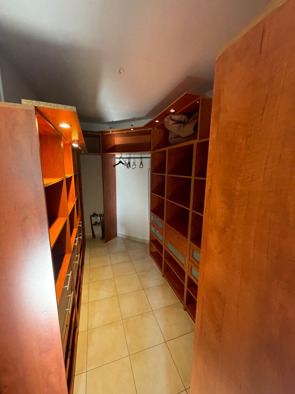 Maison à vendre 11 pièces SAINT MICHEL EN L'HERM (85)