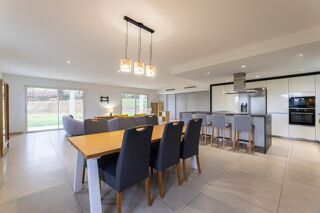  Maison à louer 5 pièces 166 m²