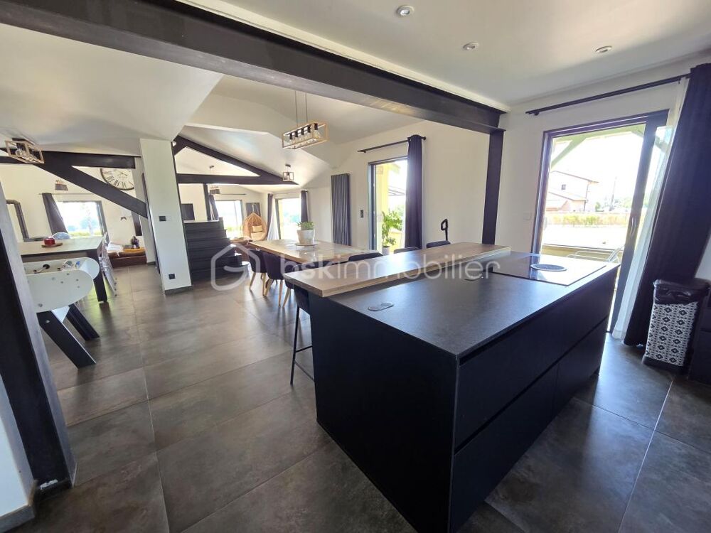 Magnifique Villa de prestige de 267m² à LA SALLE