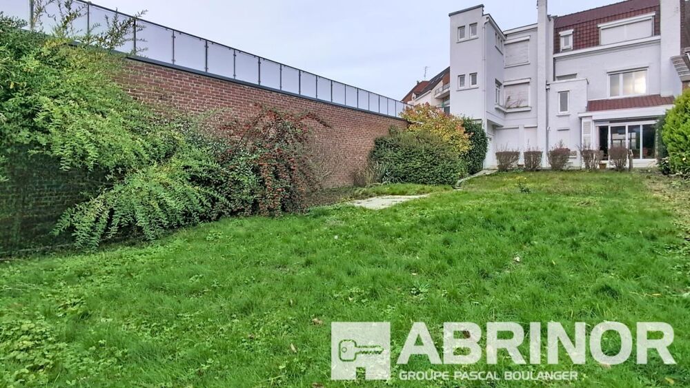 Maison de Famille 300 m2 habitables avec grand jardin sud