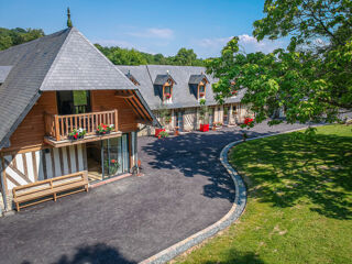  Proprit/chteau  vendre 15 + pices 836 m