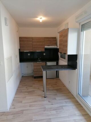  Appartement à louer 1 pièce 25 m²