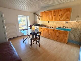  Immeuble à vendre 8 pièces 147 m²