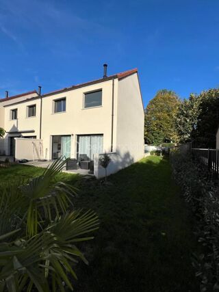  Maison  vendre 4 pices 89 m