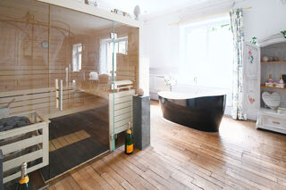  Immeuble  vendre 15 + pices 1400 m