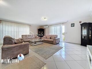  Villa  vendre 5 pices 155 m