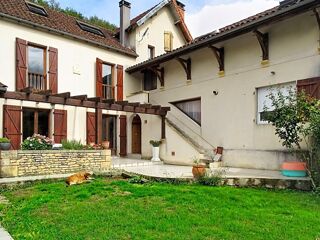  Maison à vendre 11 pièces 234 m²