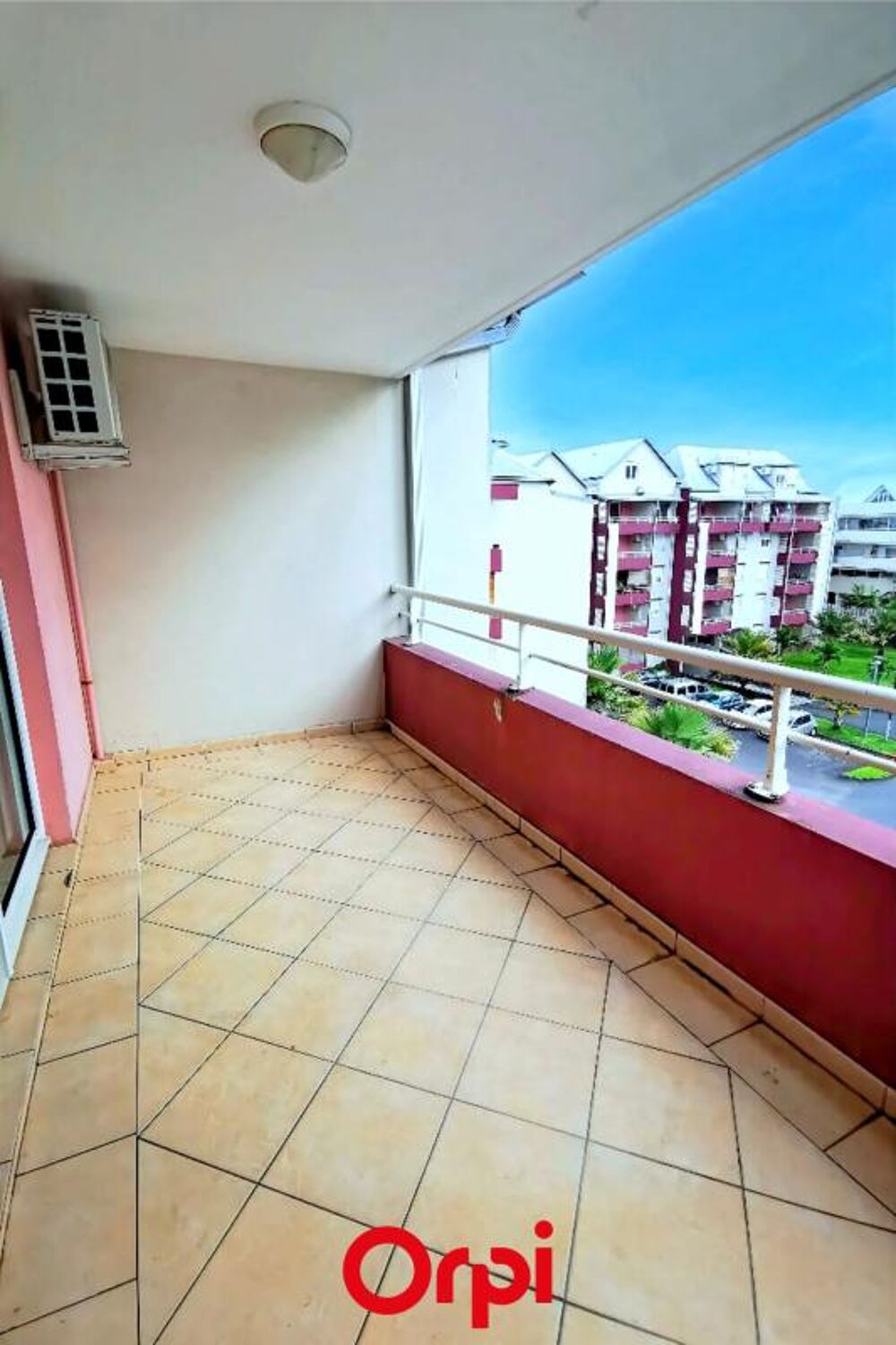 ORPI - SAINT BENOIT - VENTE d'un appartement 2 pièces