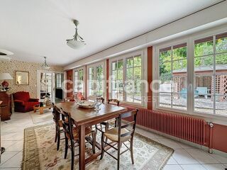  Maison � vendre 9 pi�ces 305 m�