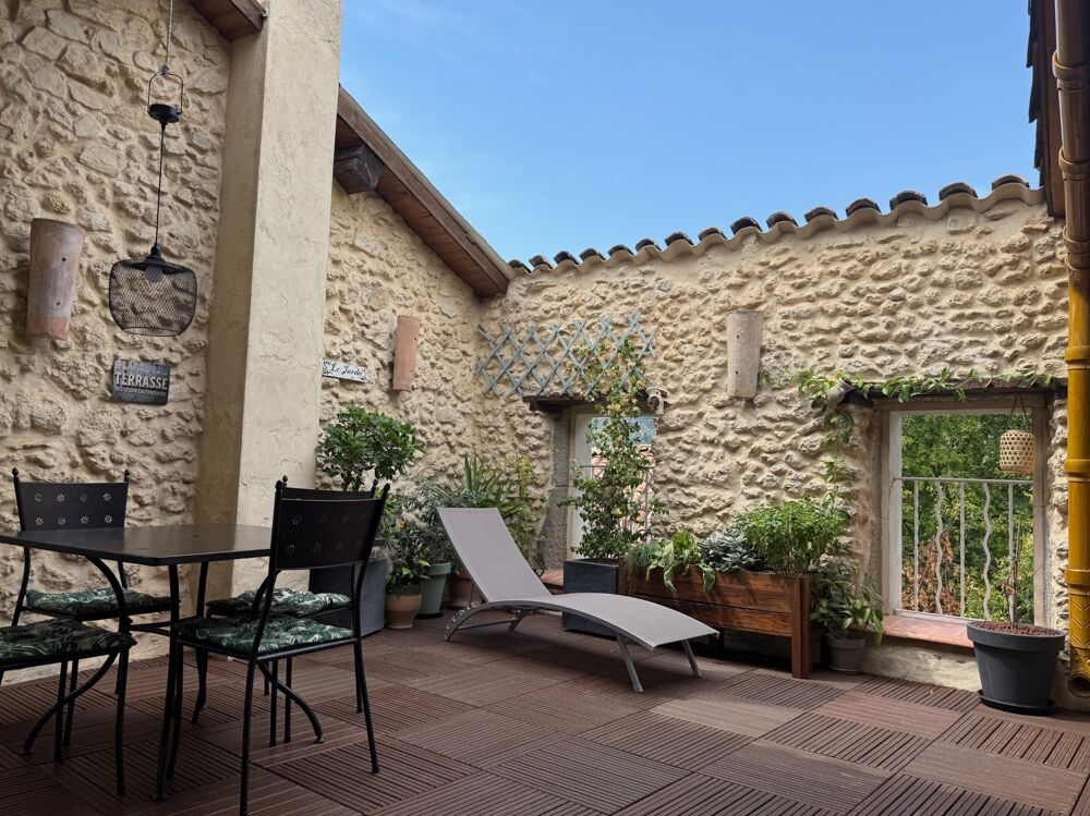 Vente Maison Maison de village en pierre rénovée avec terrasse tropézienne à Argeliers – 173 m² Argeliers
