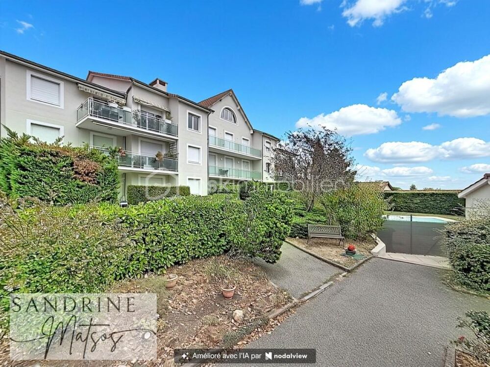 Vente Appartement NEYRON-LE-HAUT – SPACIEUX T3 DE 83 m² AVEC BALCON, PISCINE & BOX FERMÉ Neyron
