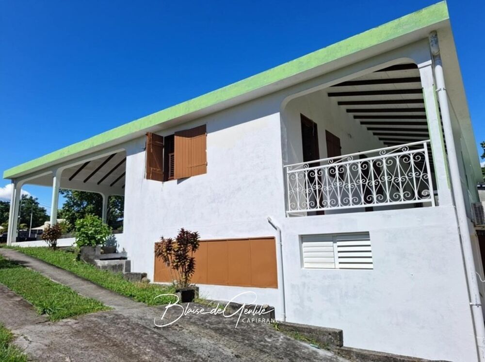 Vente Maison Maison à vendre 10 pièces BAIE MAHAULT (971) Baie mahault