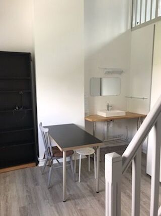  Appartement à louer 1 pièce 16 m²