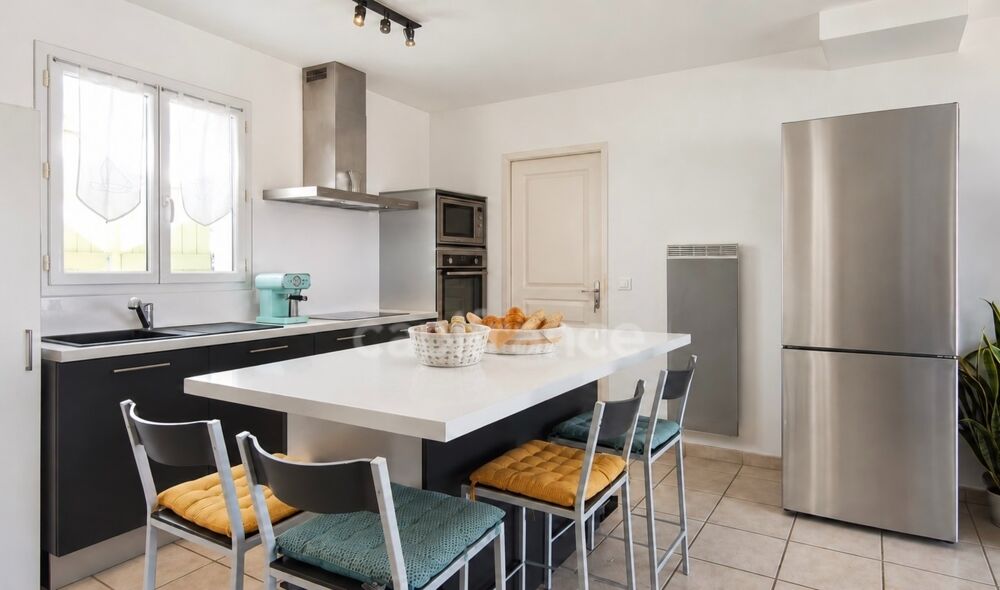 Vente Maison ROYAN CHATELARD – UNE MAISON AVEC JARDIN POUR INVESTIR Royan